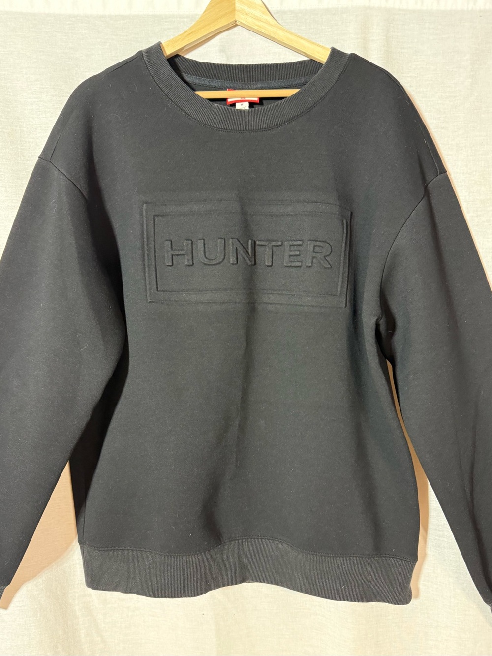 Hunter for Target Men’s Black Embossed Logo Crewneck Sweatshirt Size Medium